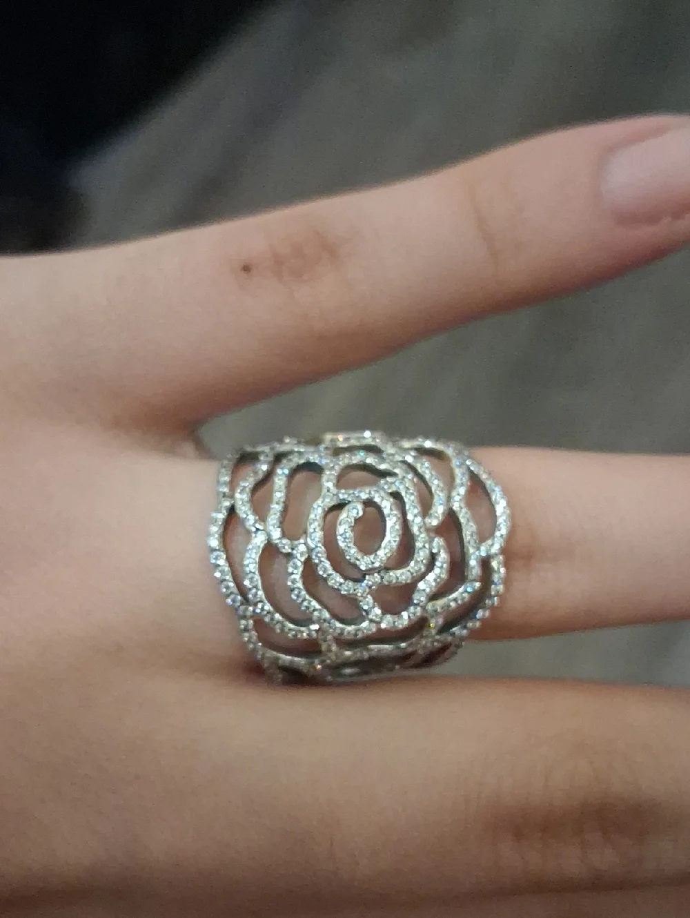 Pandora Silver Shimmering Rose Ring 54